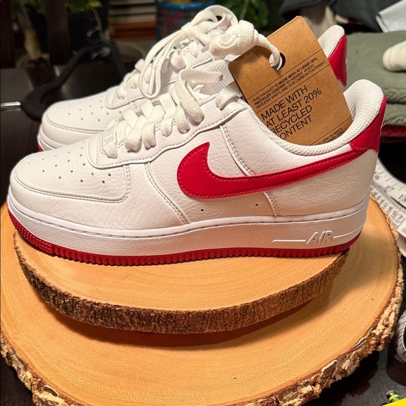 New in box Nike AirForce 1 White and Red sneakers size 7.5 women’s - Picture 1 of 11